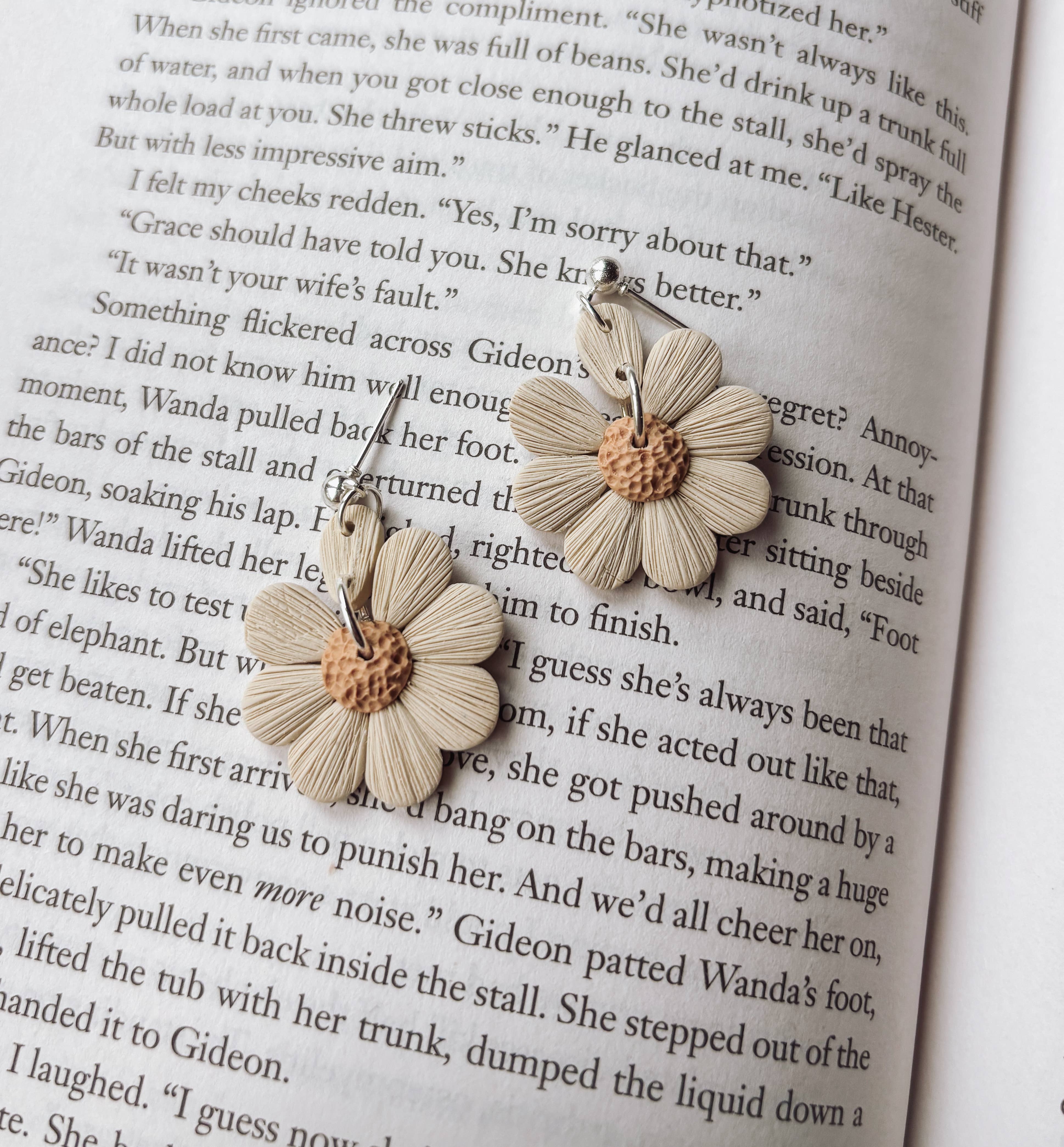 Detailed Daisy Earrings, Cottagecore Earrings - Placed by Grace Placed by Grace