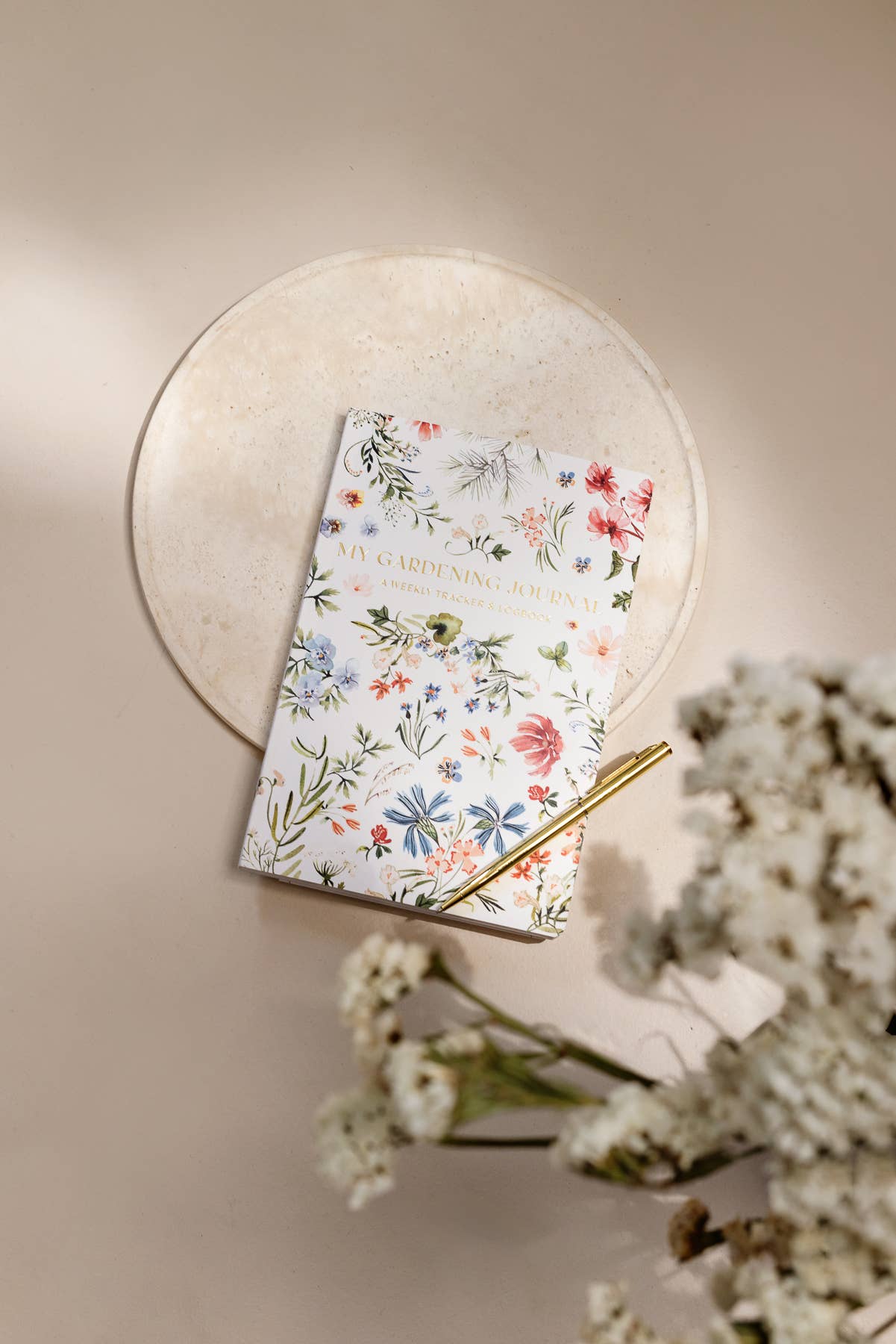 My Gardening Journal: Planner, Logbook, and Journal (Spring) Paige Tate & Co.