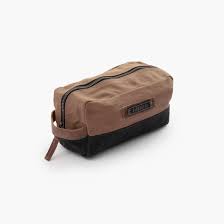 Neelum Dopp Kit barebones