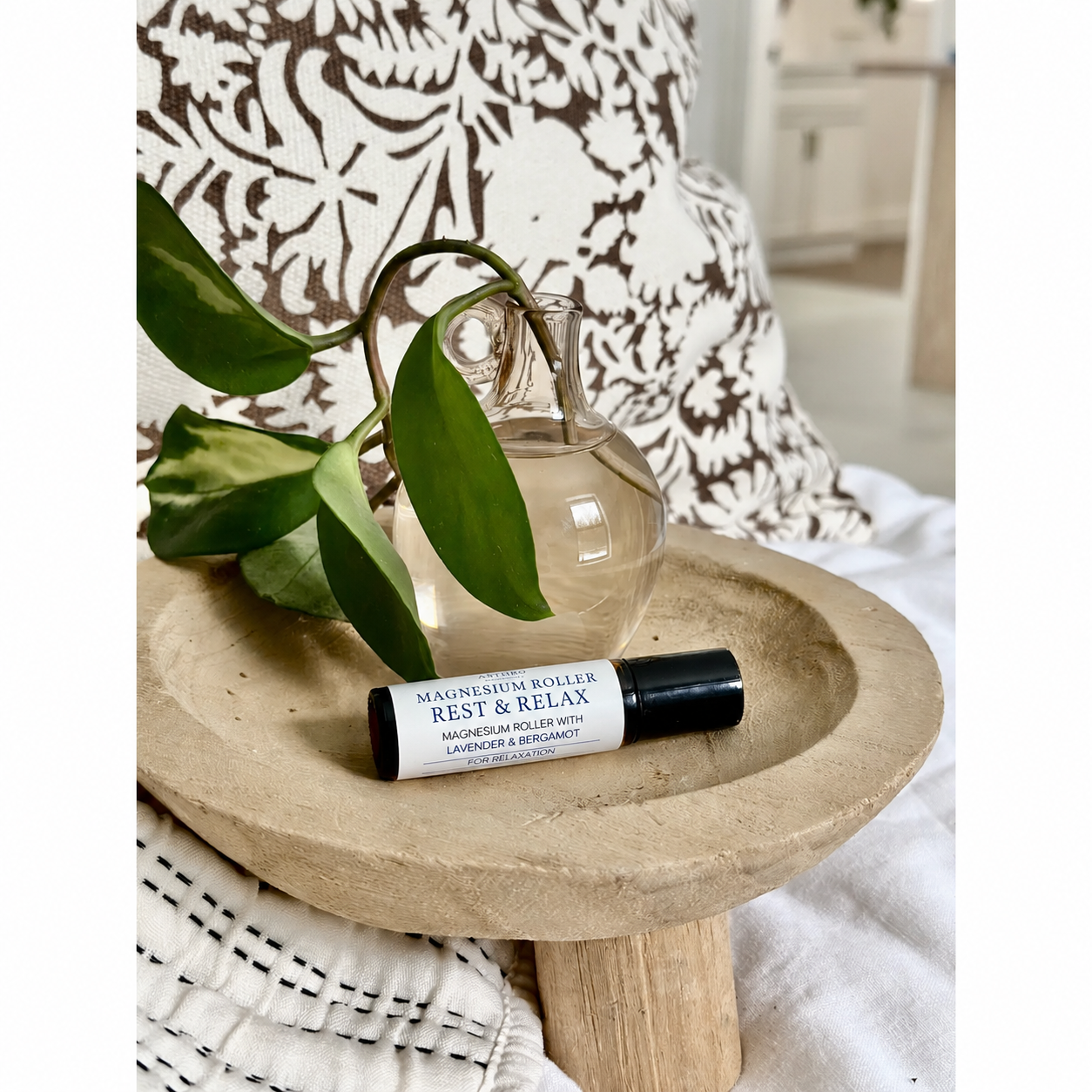 Magnesium oil roller