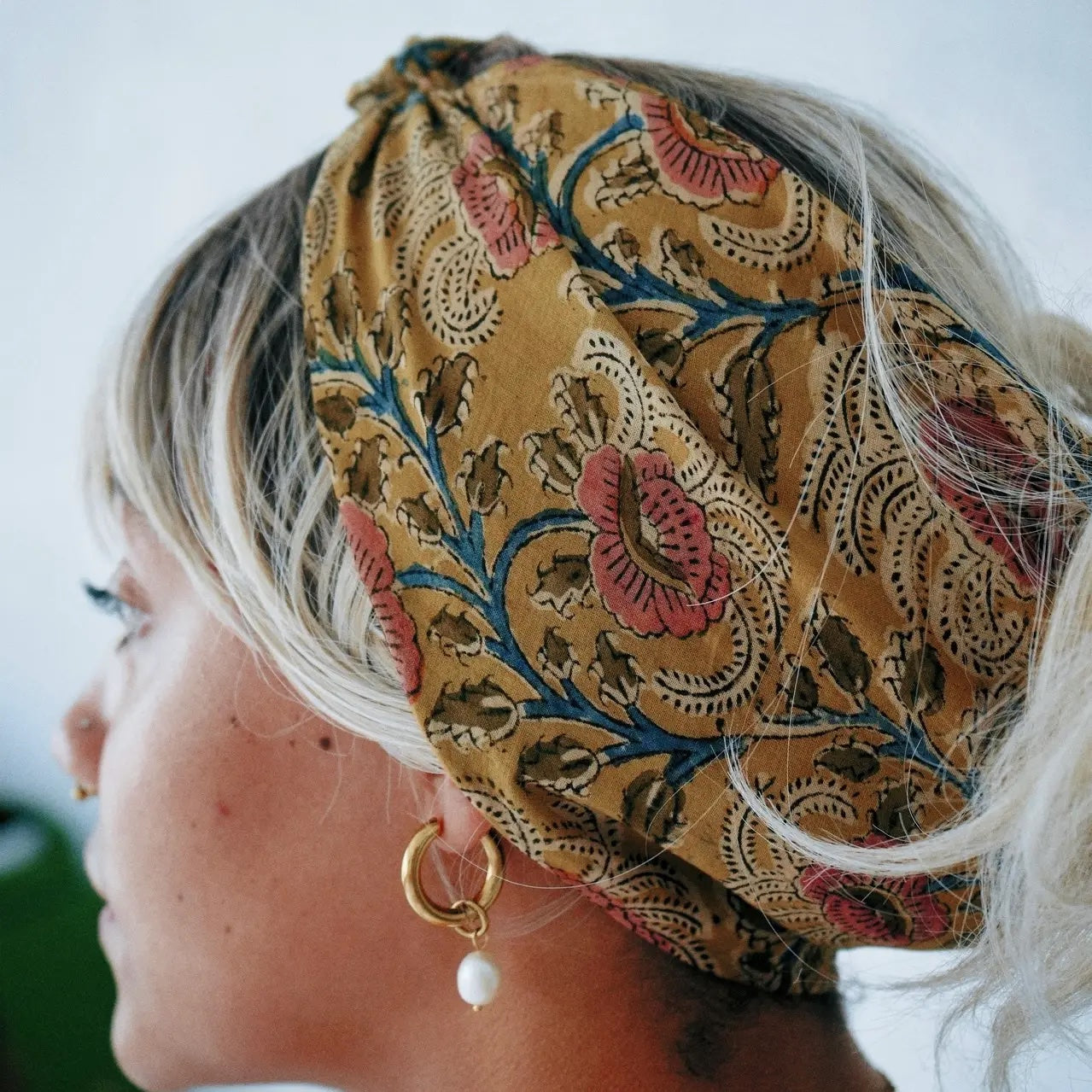 White Lotus Bandanas Blossom Breeze Anthro Apothecary