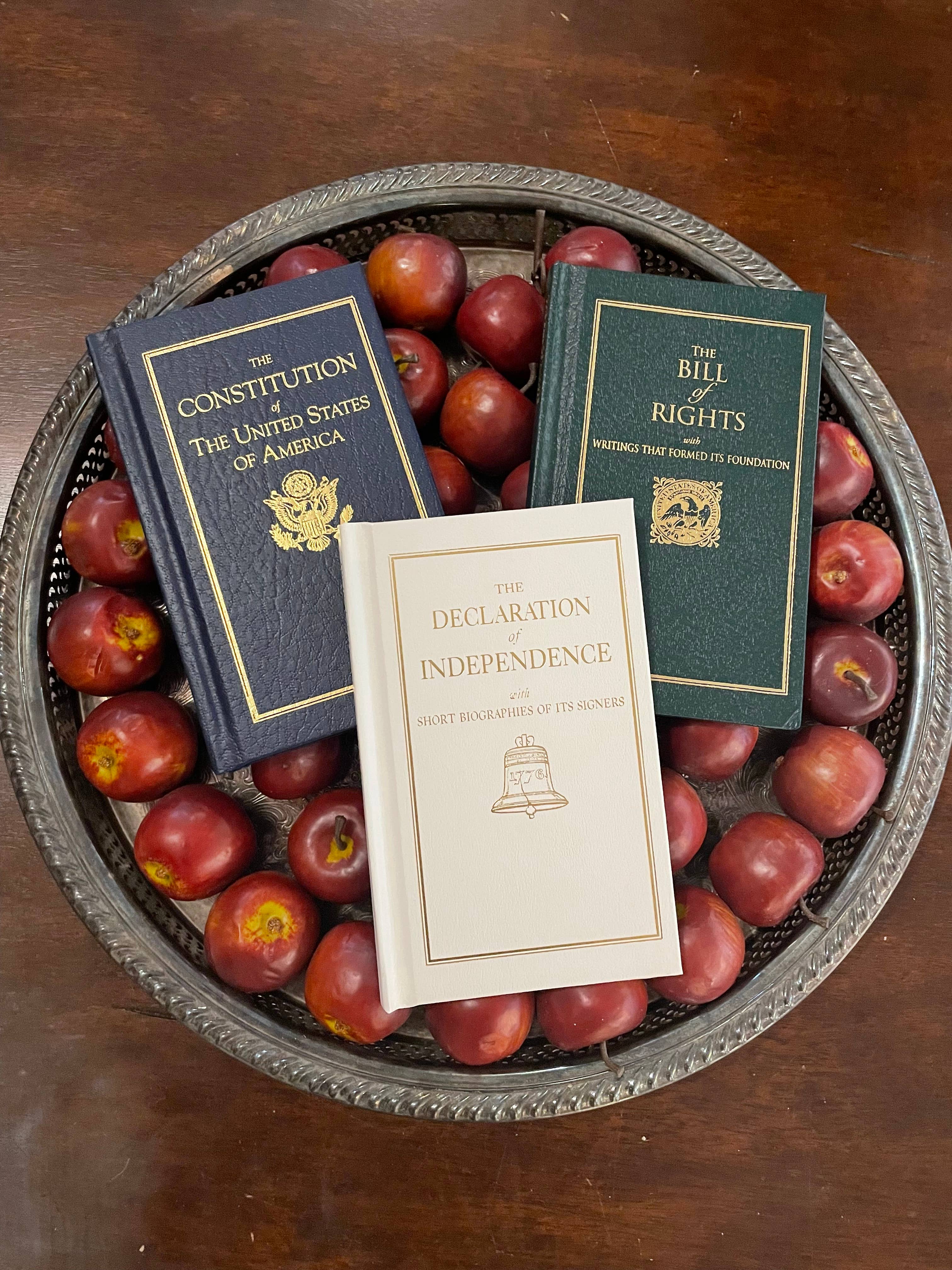 Constitution of the United States Applewood Books